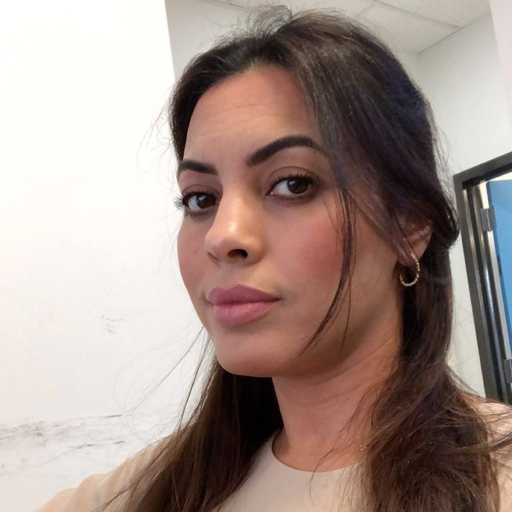 Meet your Posher, Ibtissam